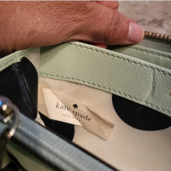 Kate Spade New York Cedar Street Wallet, Mint Mojito (0130) - Picture 7 of 8